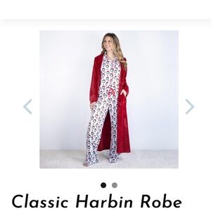 Royal Standard Harbin Robe